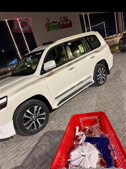 تويوتا لاندكروزر